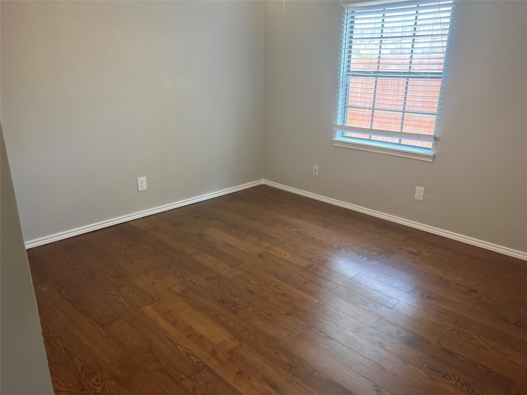 2317 Sharpshire Lane Arlington TX 76014