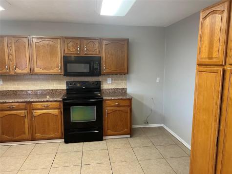 2317 Sharpshire Lane Arlington TX 76014