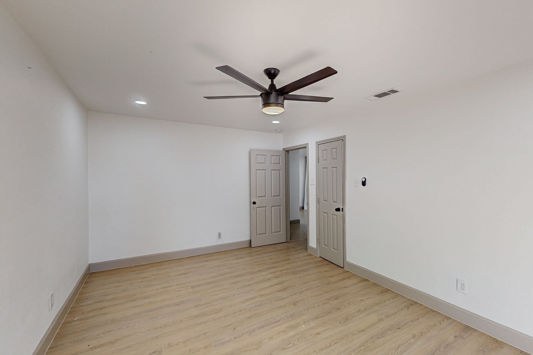 7437 Eccles Drive Dallas TX 75227