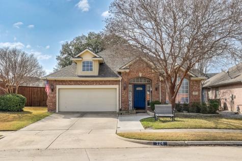 124 Stonecreek Drive Irving TX 75063