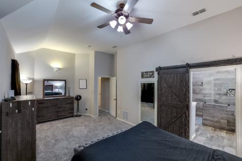 124 Stonecreek Drive Irving TX 75063