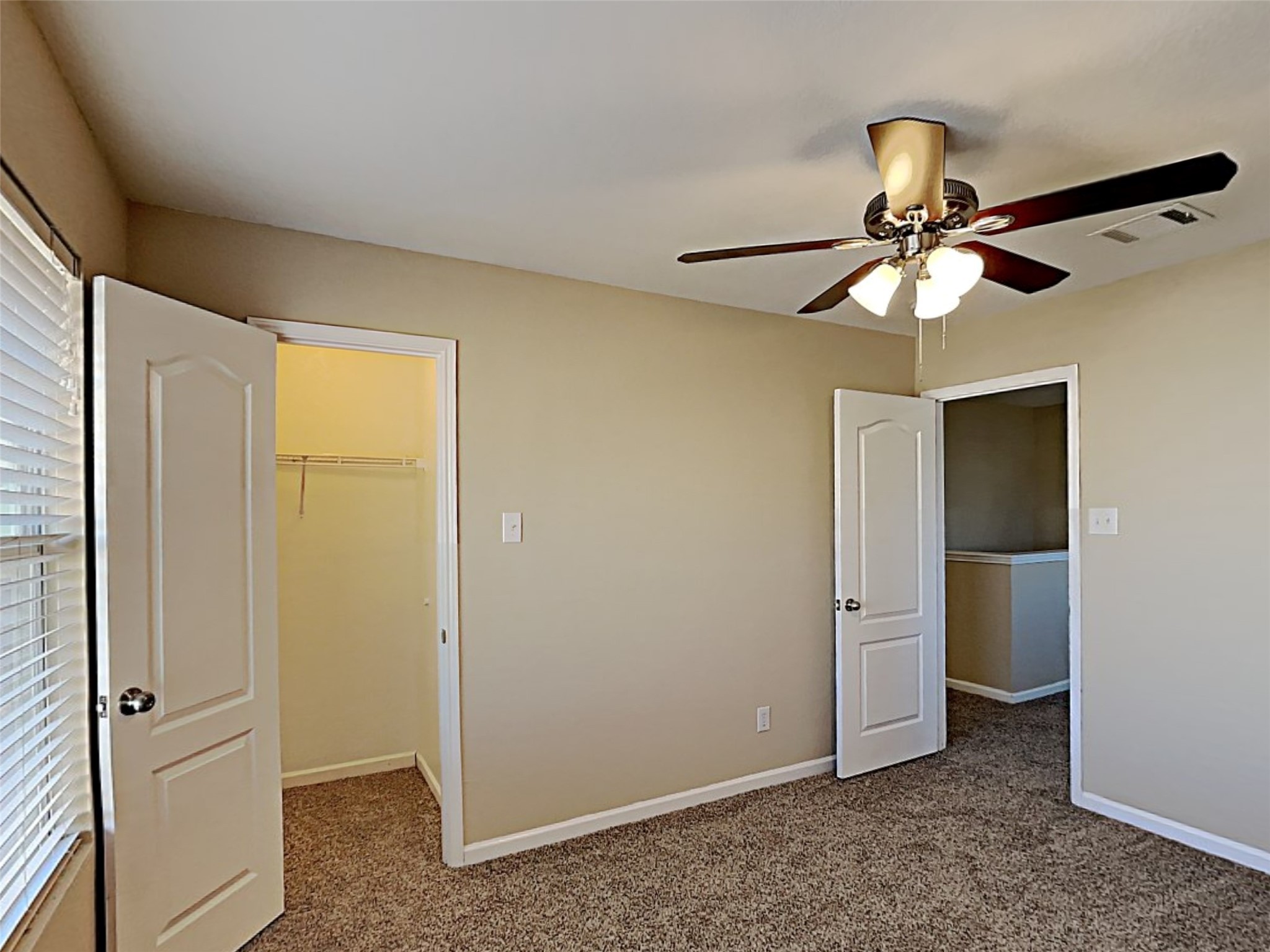 1852 Wickham Drive Burleson TX 76028