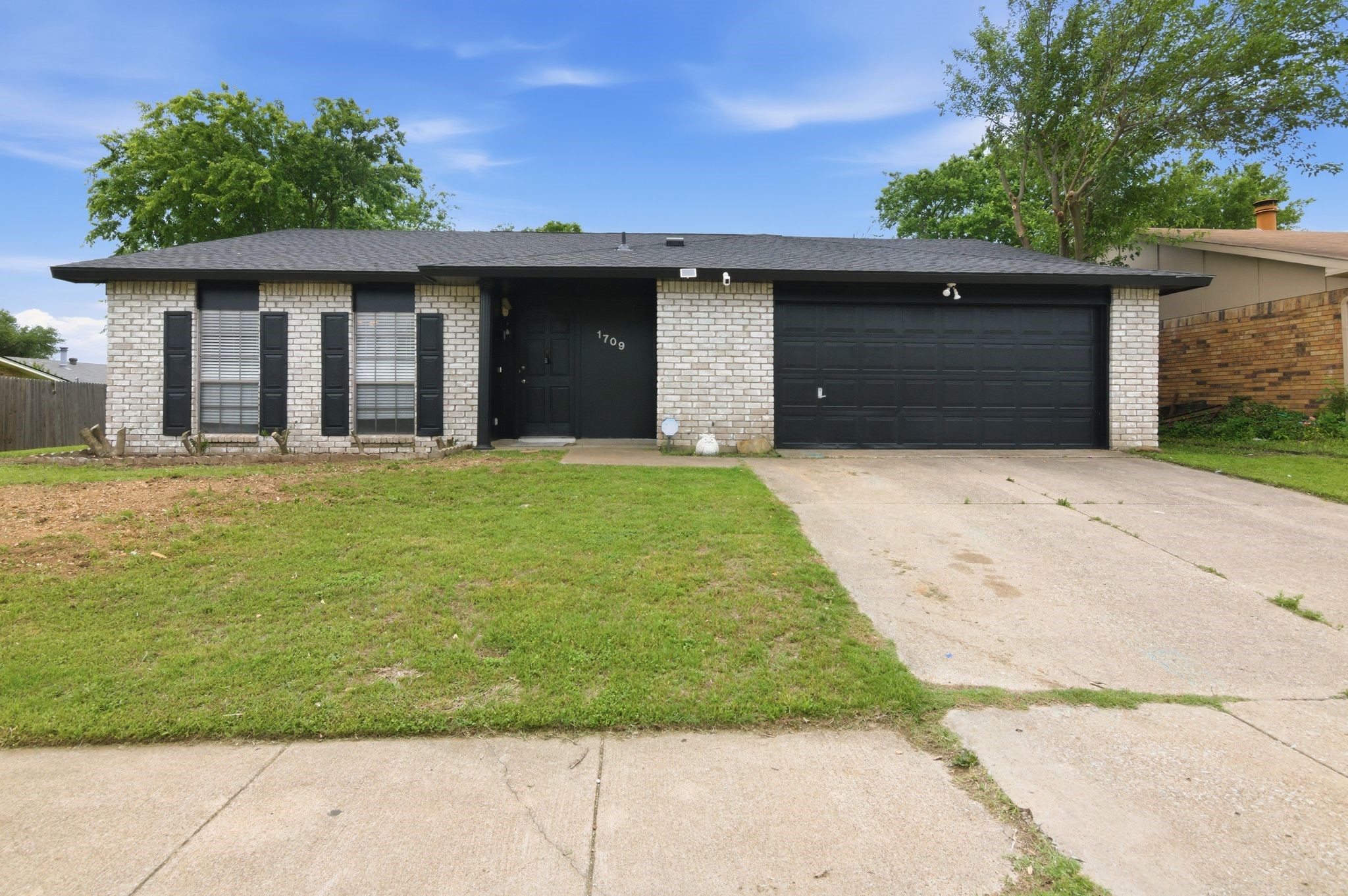 1709 Country Manor Road Fort Worth TX 76134