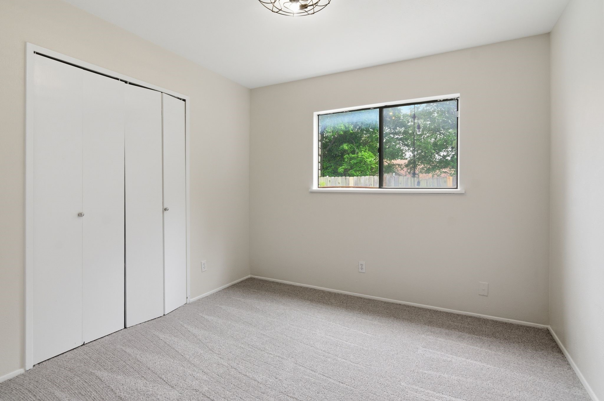 1709 Country Manor Road Fort Worth TX 76134