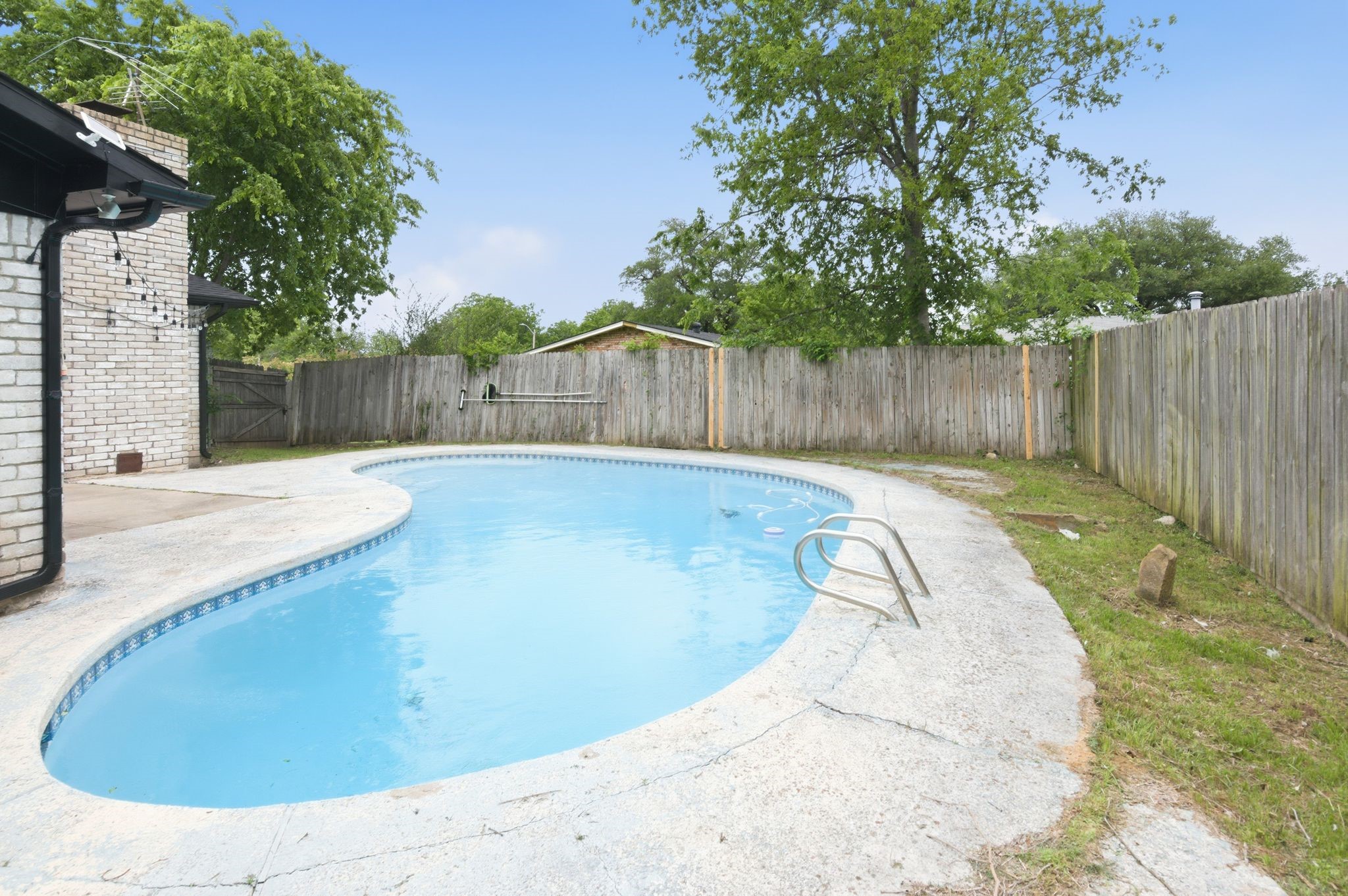 1709 Country Manor Road Fort Worth TX 76134