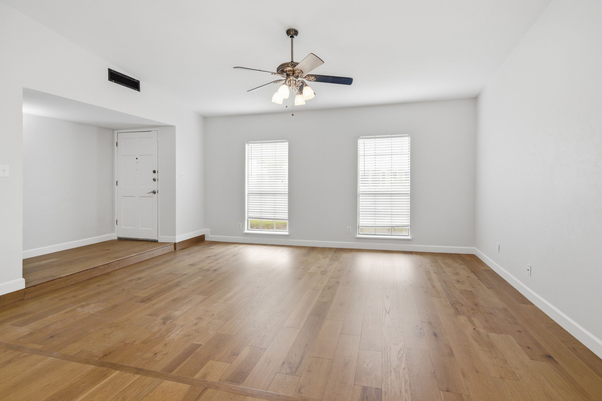 1709 Country Manor Road Fort Worth TX 76134