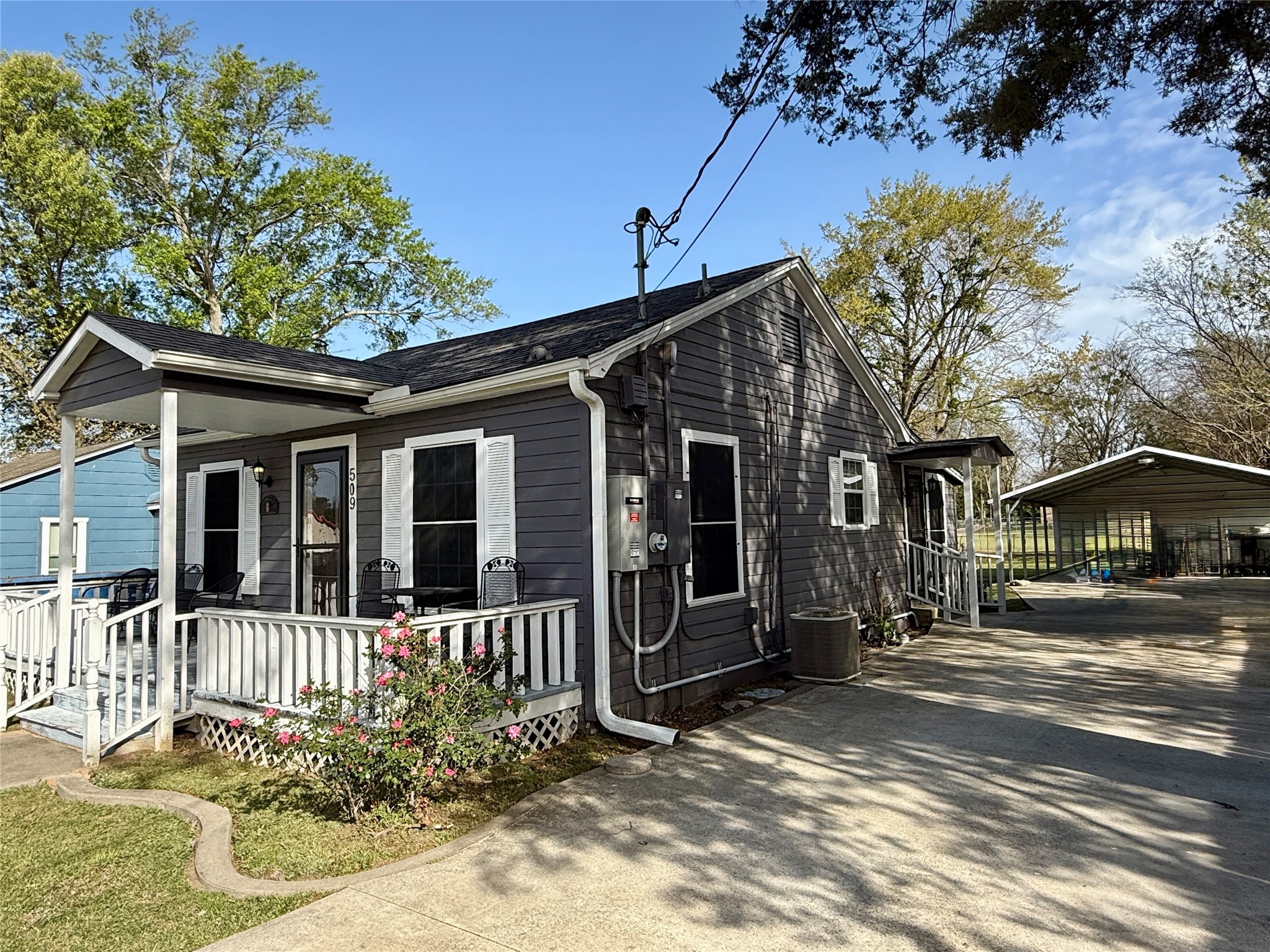 509 Sherman Street Winnsboro TX 75494
