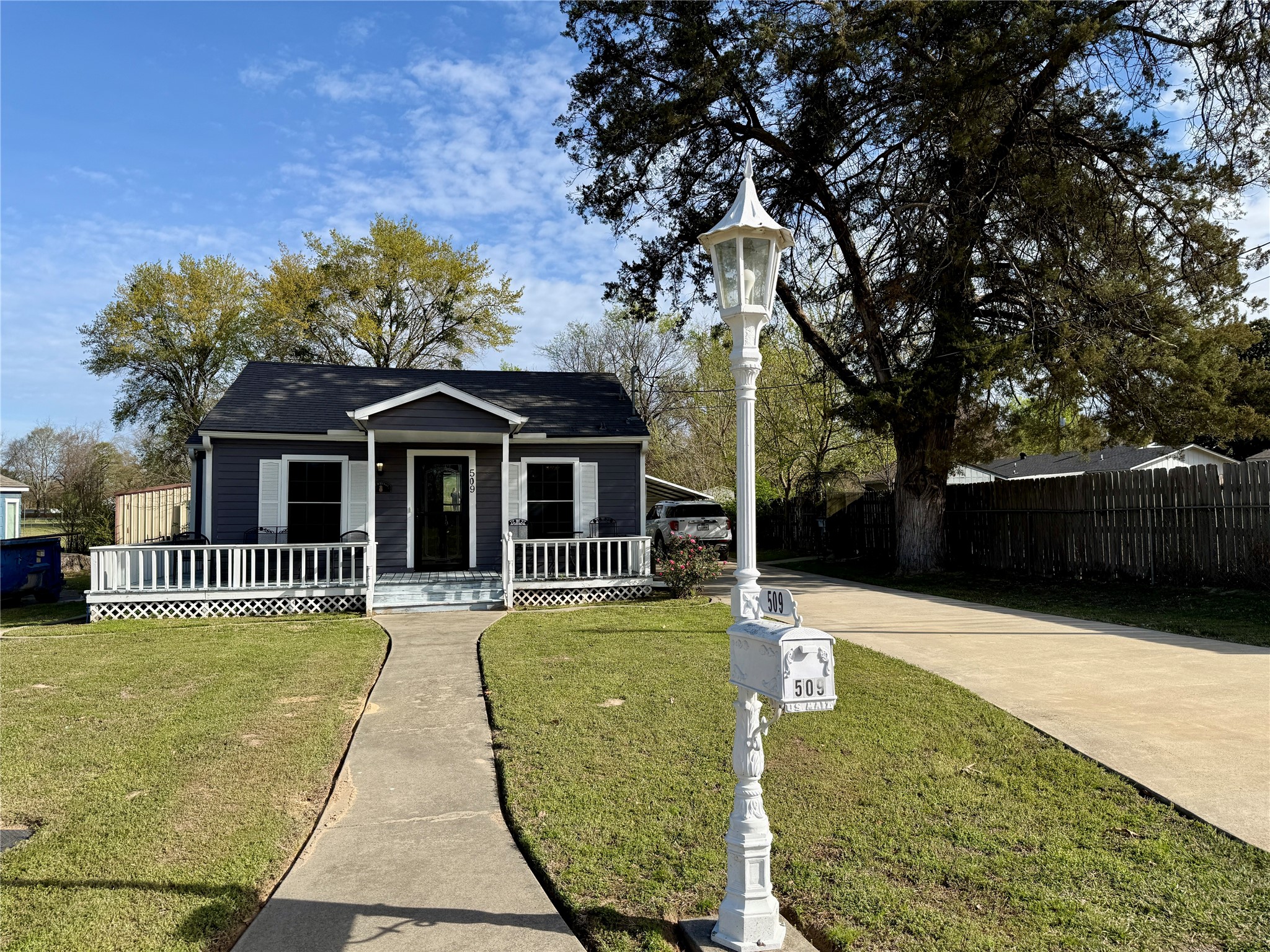 509 Sherman Street Winnsboro TX 75494