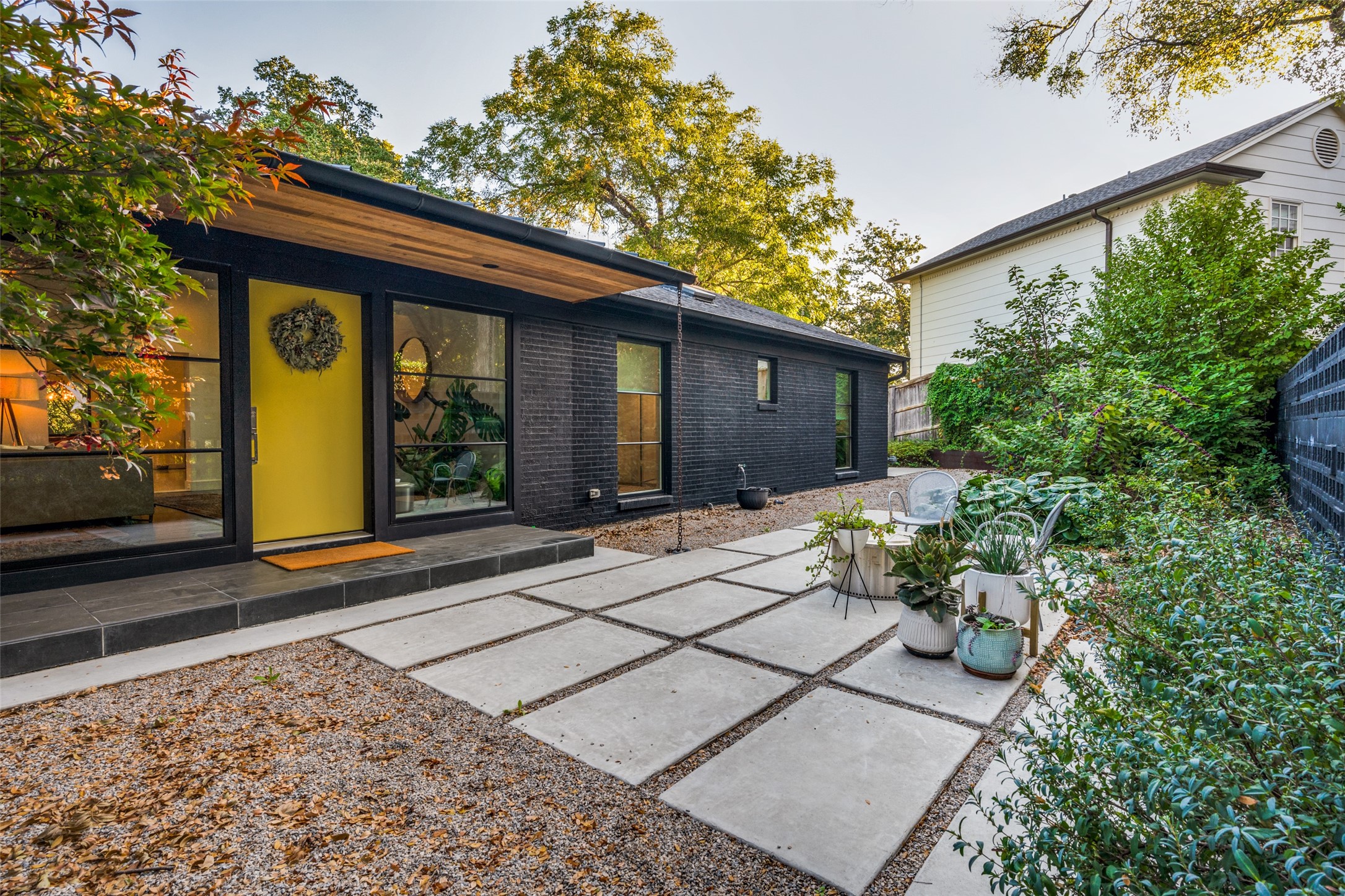 416 Crestwood Drive Fort Worth TX 76107