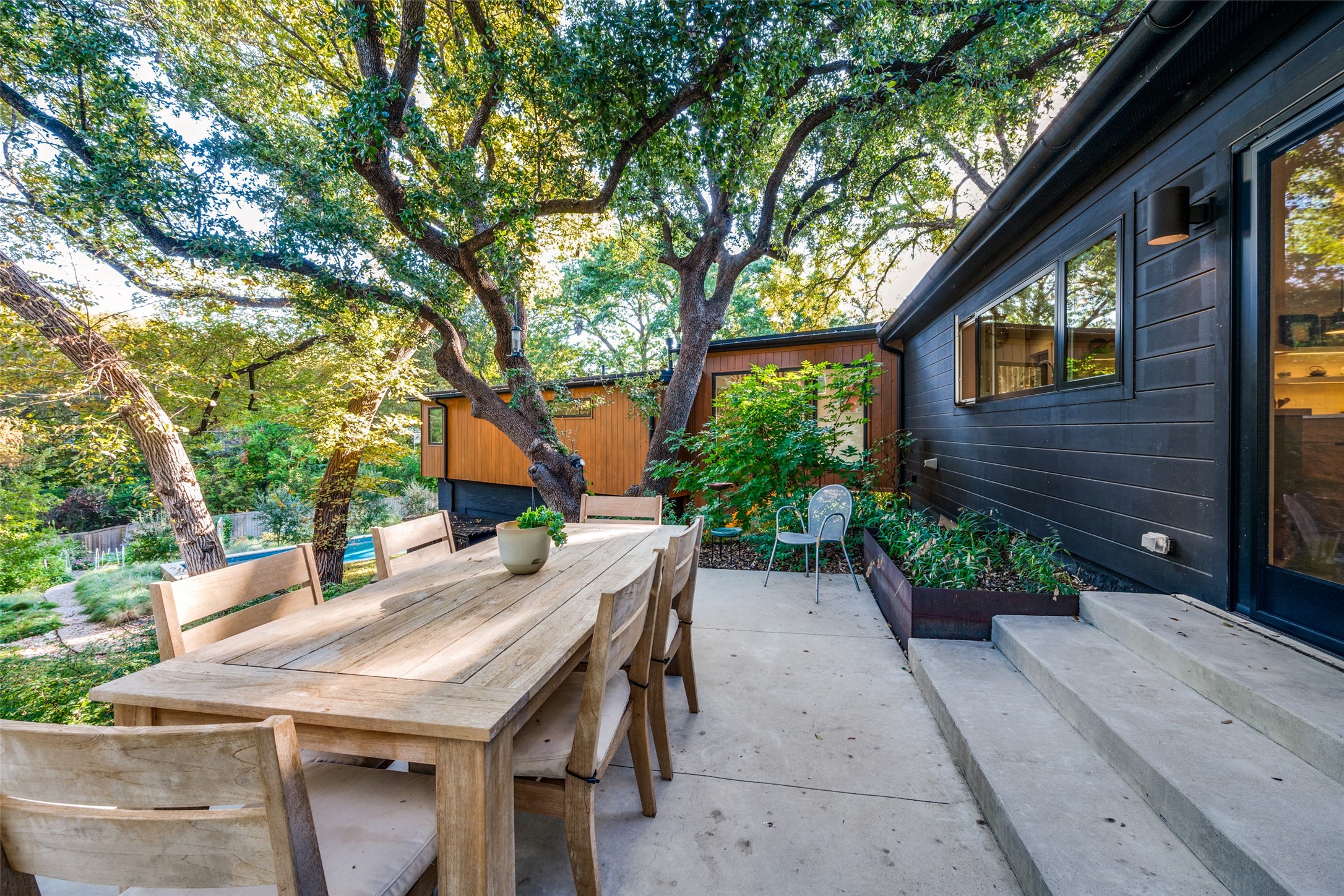 416 Crestwood Drive Fort Worth TX 76107