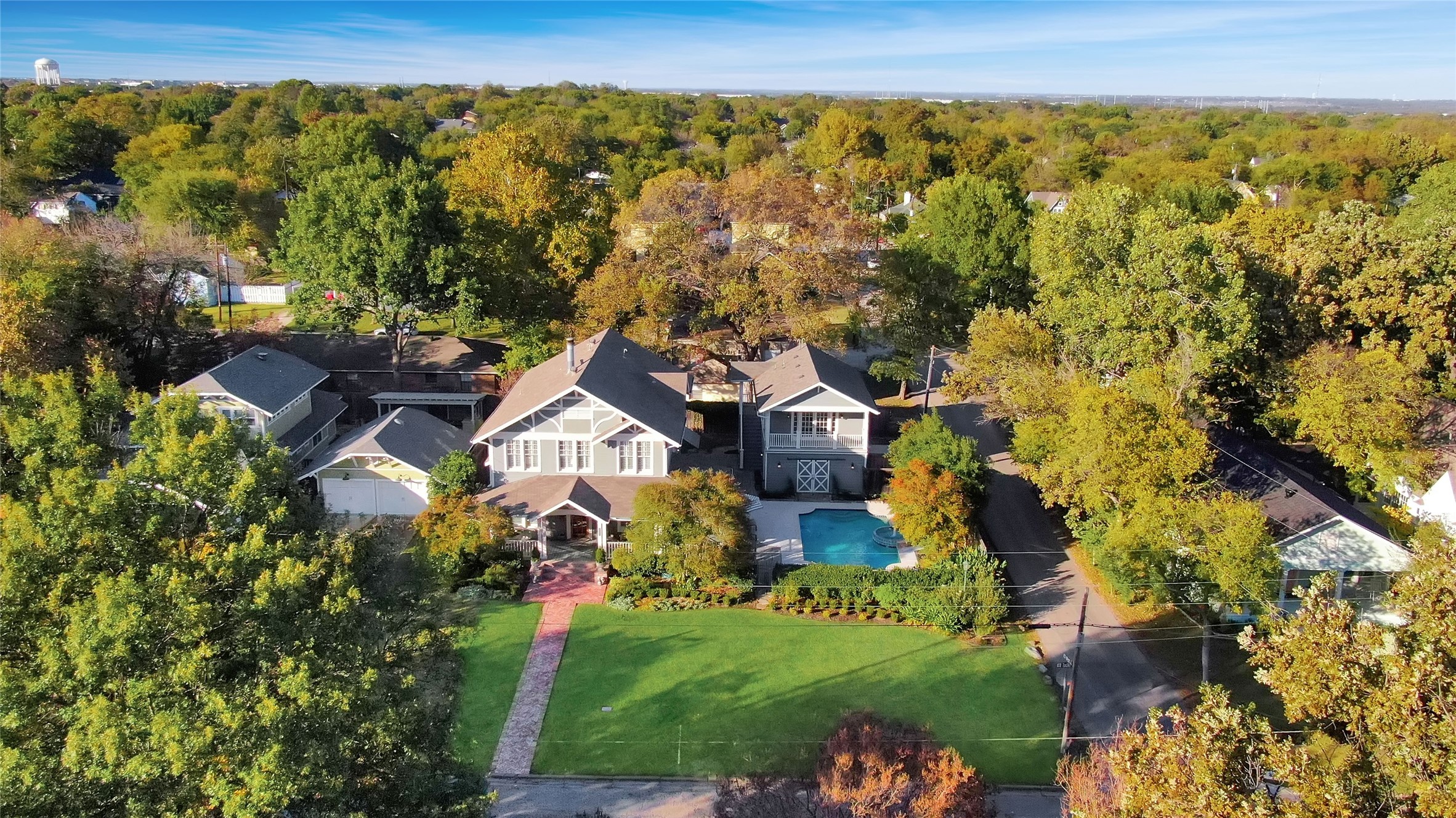 1204 Tucker Street Mckinney TX 75069