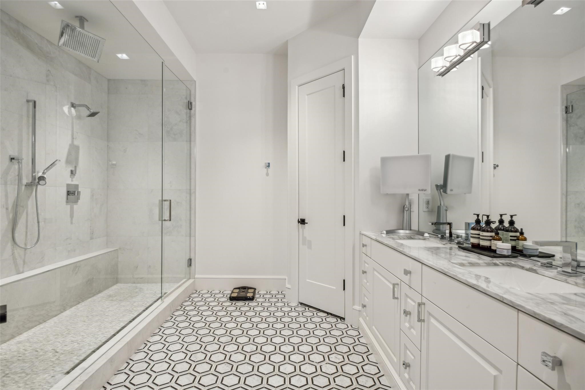 2210 Boll Street Dallas TX 75204