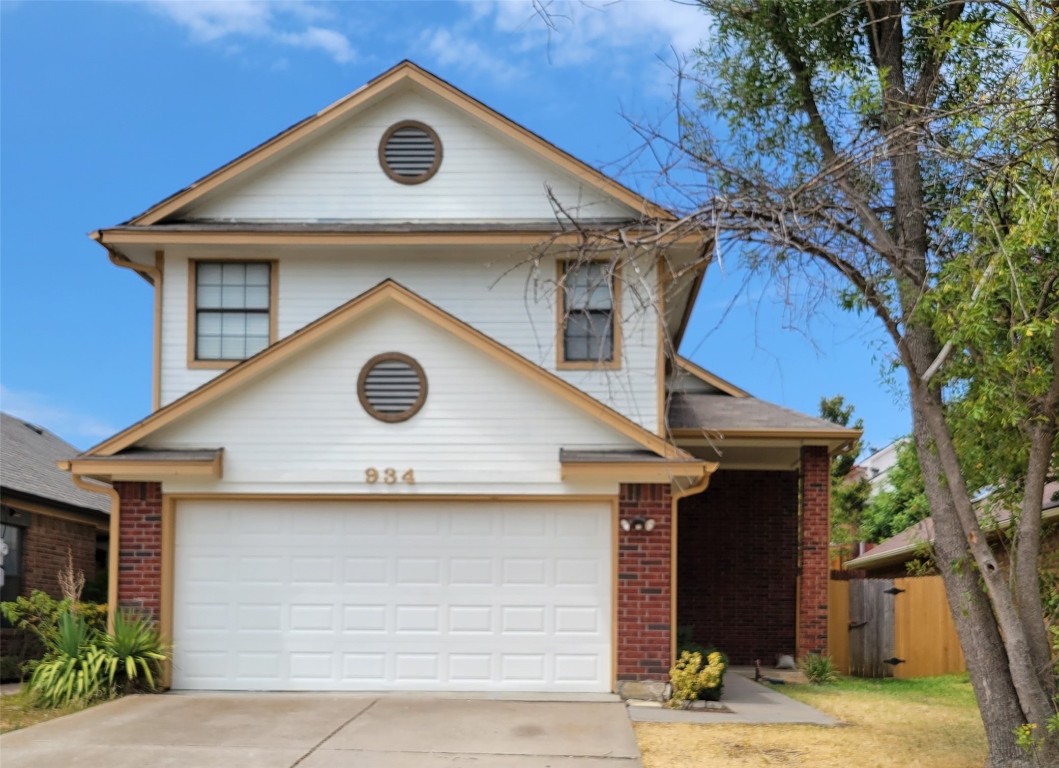 934 Sylvan Creek Drive Lewisville TX 75067