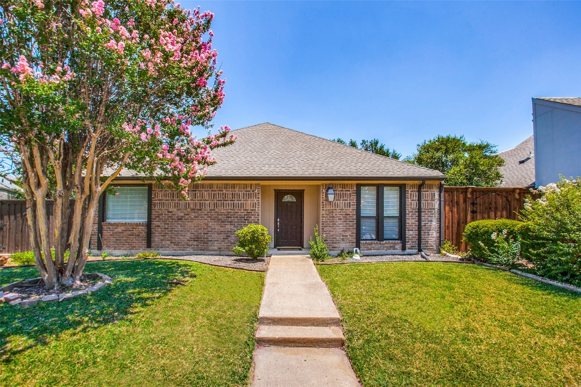 1101 Whispering Oaks Lane Richardson TX 75081