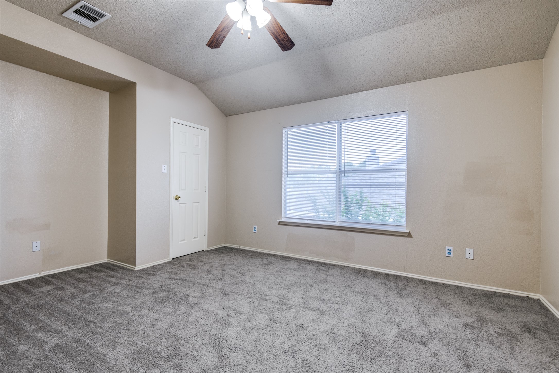 2416 Redfield Drive Mesquite TX 75181