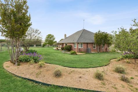 1901 Saw Tooth Court Haslet TX 76052