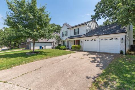 406 Knoll Wood Court Euless TX 76039