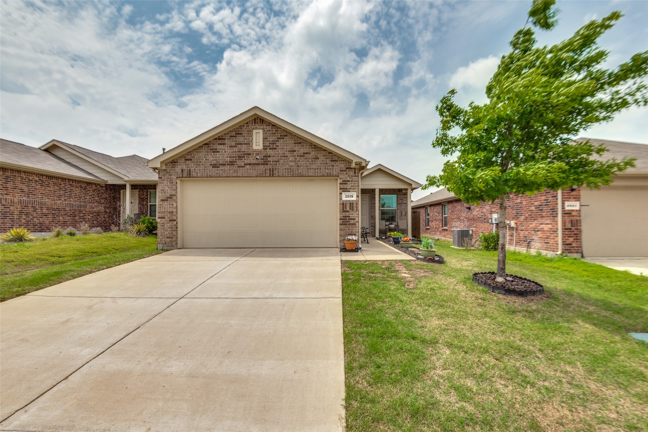 2819 Highgarden Trail Crandall TX 75114
