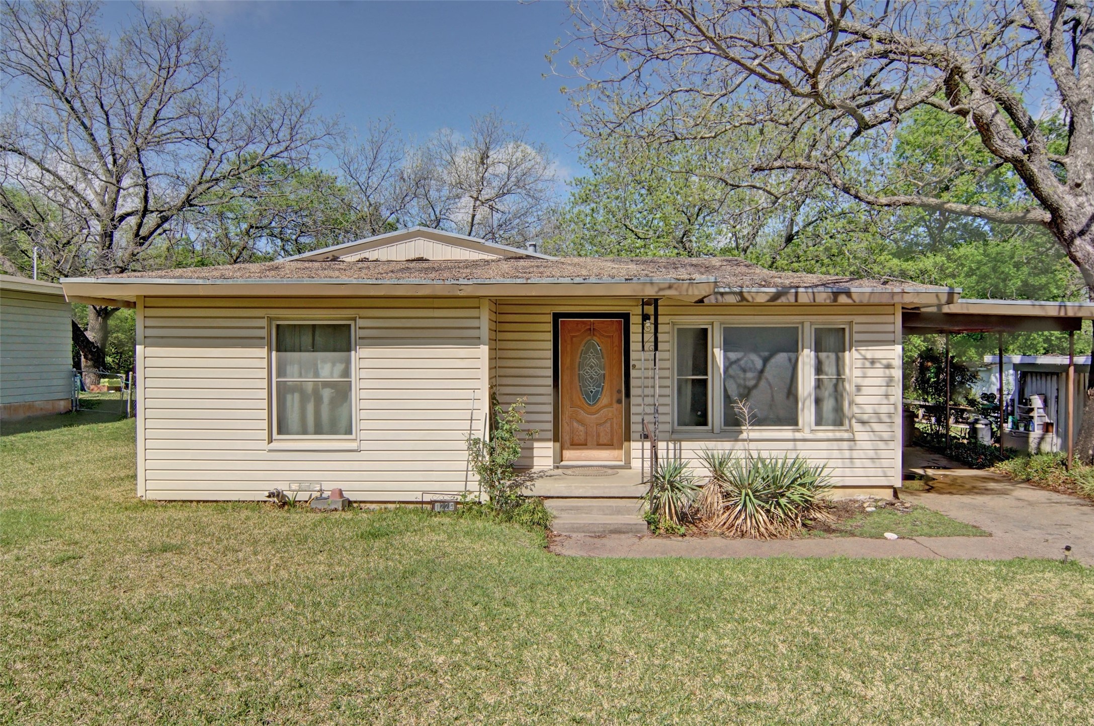 1224 S Brazos Street Weatherford TX 76086
