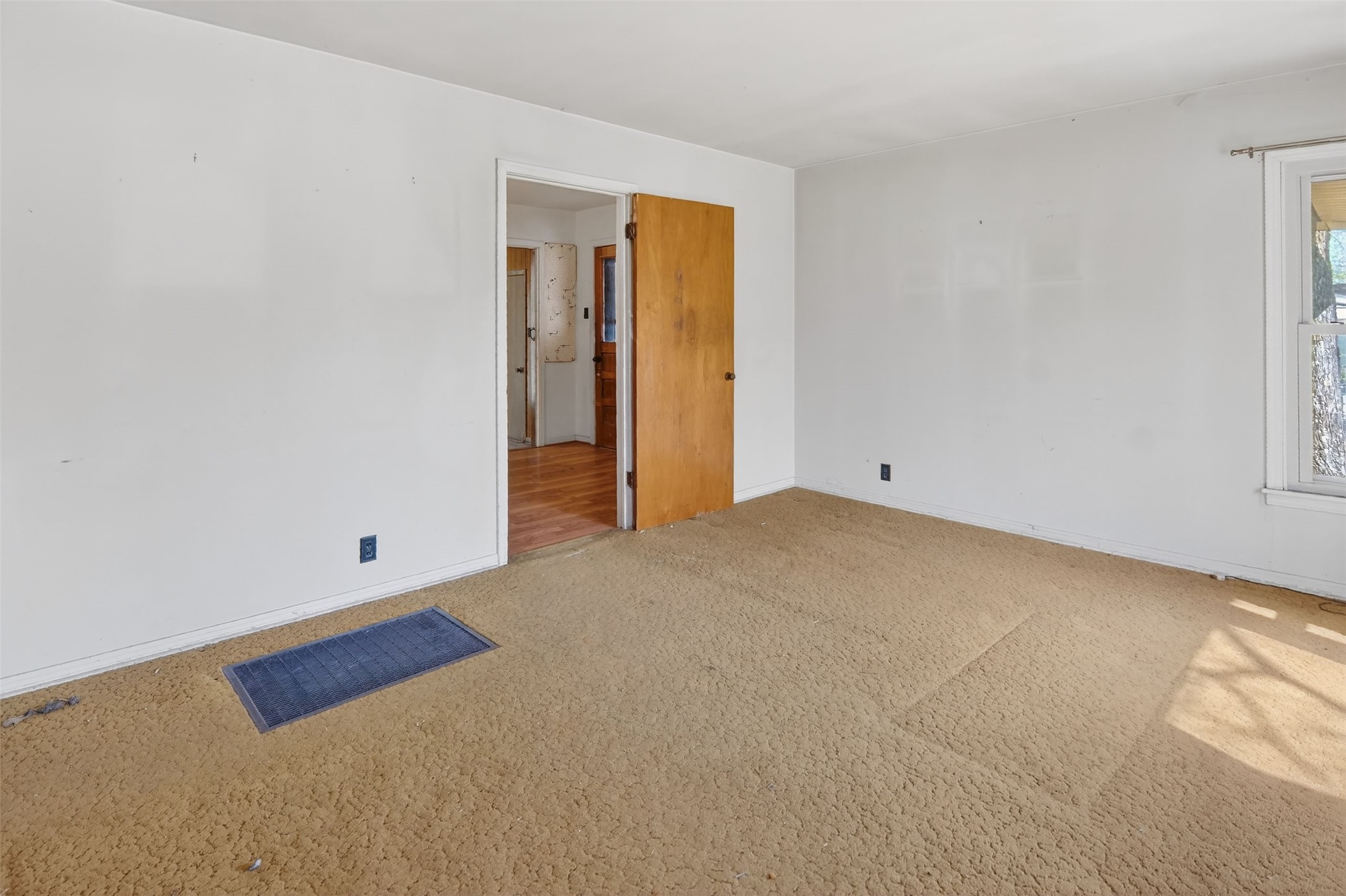 1224 S Brazos Street Weatherford TX 76086