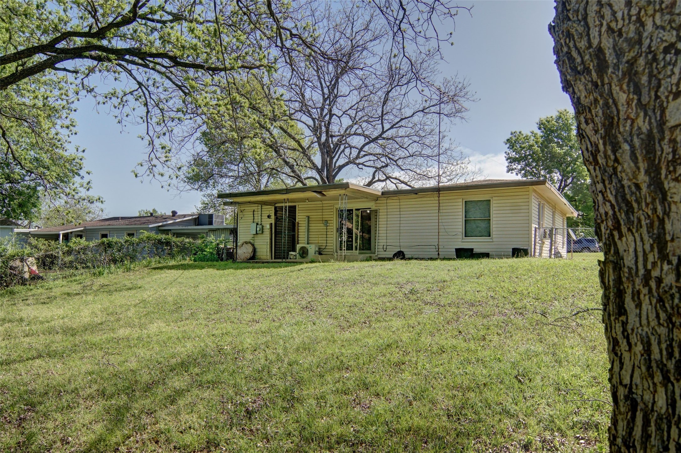 1224 S Brazos Street Weatherford TX 76086