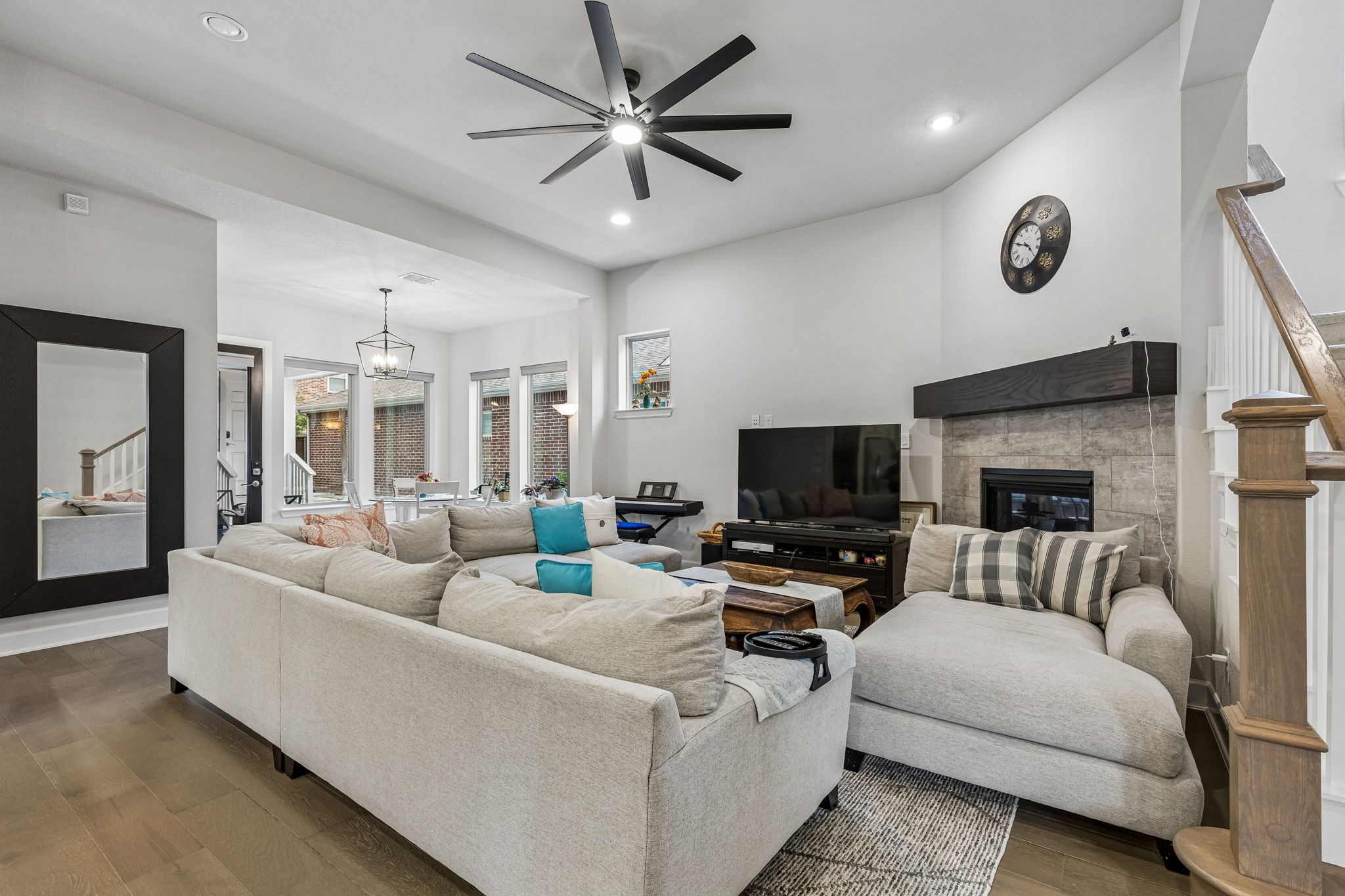 1017 Gardenia Street Carrollton TX 75007