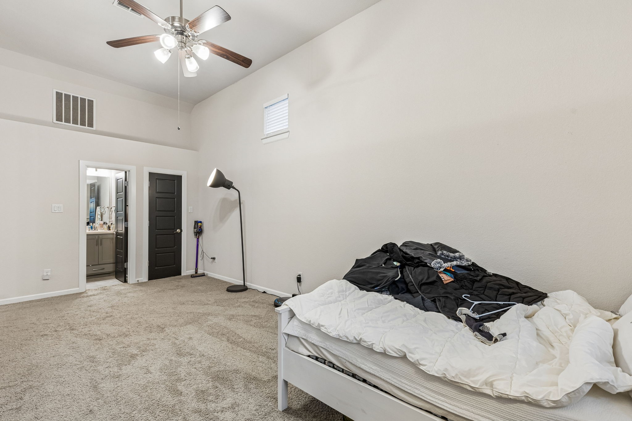 1017 Gardenia Street Carrollton TX 75007