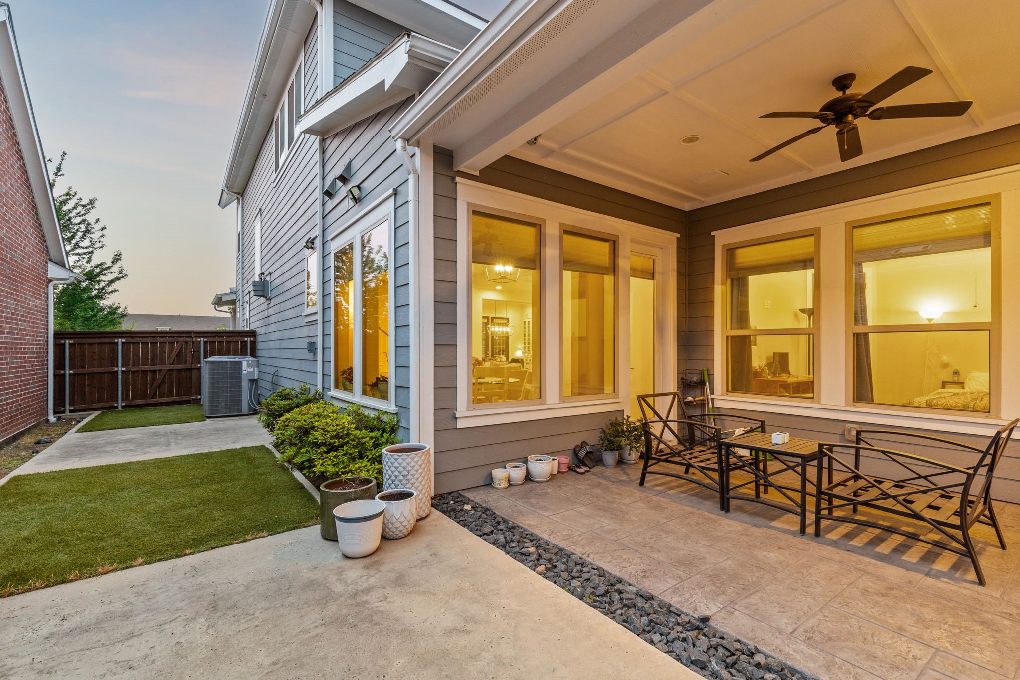 1017 Gardenia Street Carrollton TX 75007