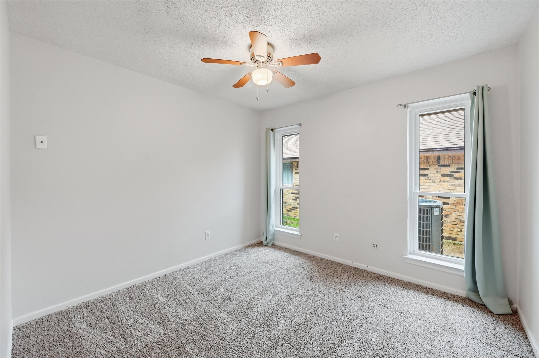 1709 Princeton Drive Arlington TX 76015