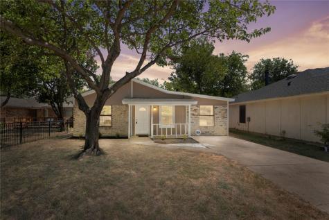 11327 Golden Triangle Circle Fort Worth TX 76244