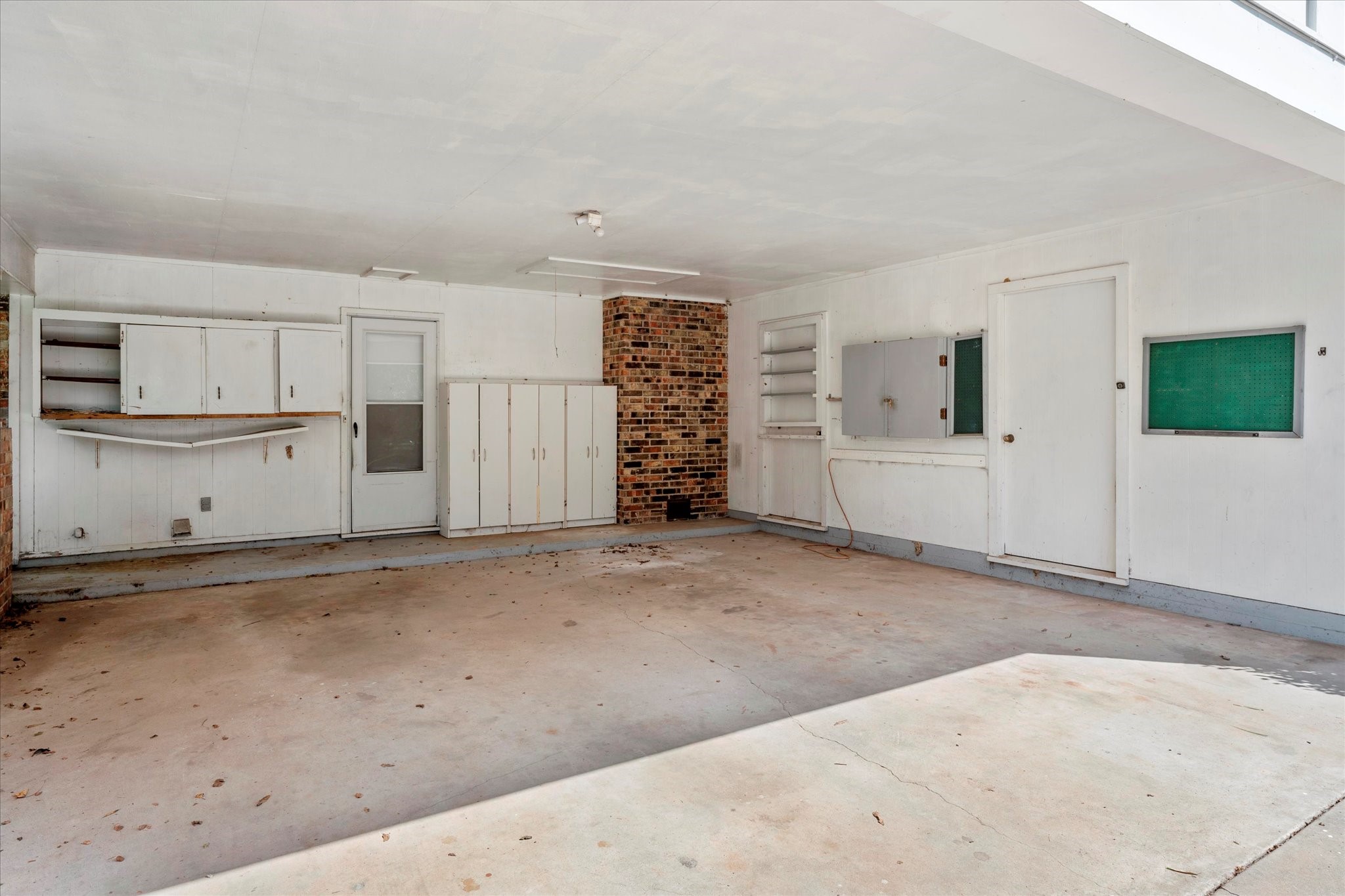 102 Westwood Parkway Naples TX 75568
