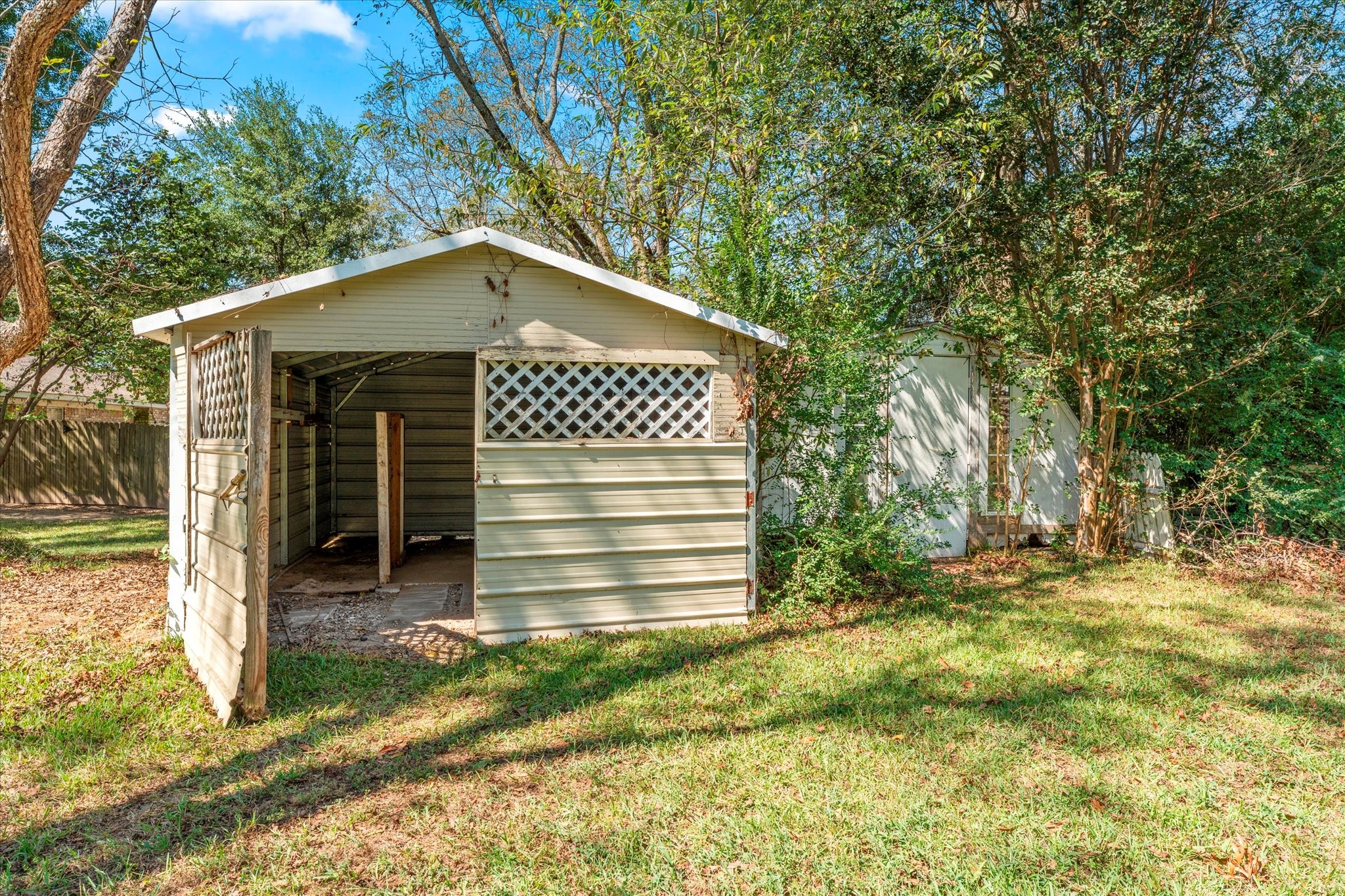 102 Westwood Parkway Naples TX 75568