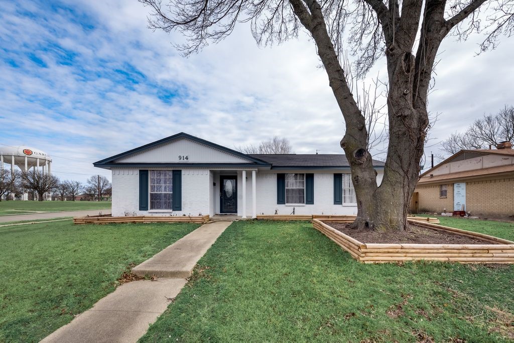 914 N Yale Drive Garland TX 75042