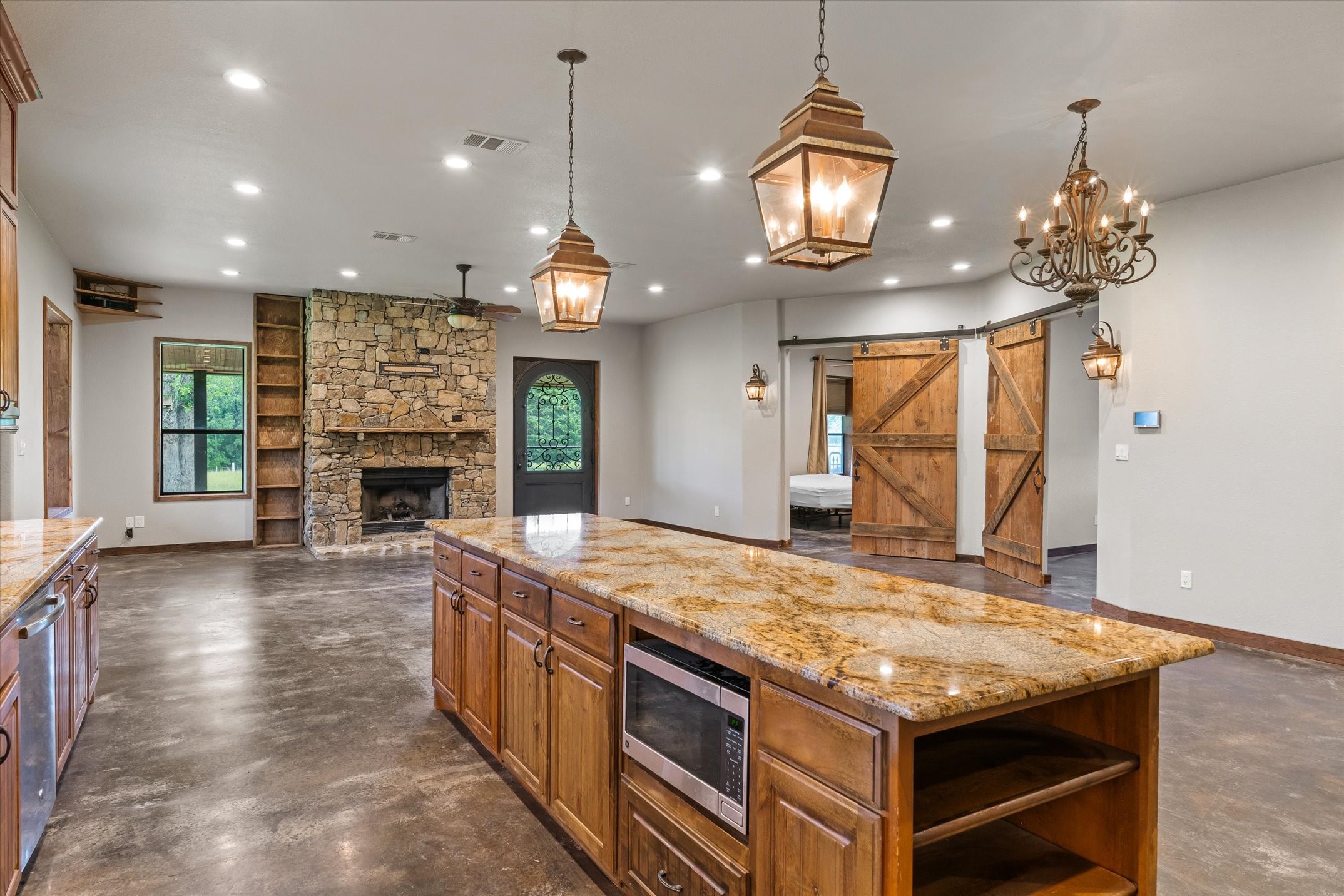 863 Vz County Road 1815 Grand Saline TX 75140
