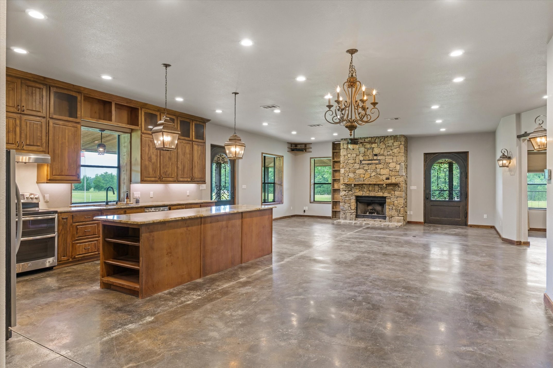 863 Vz County Road 1815 Grand Saline TX 75140