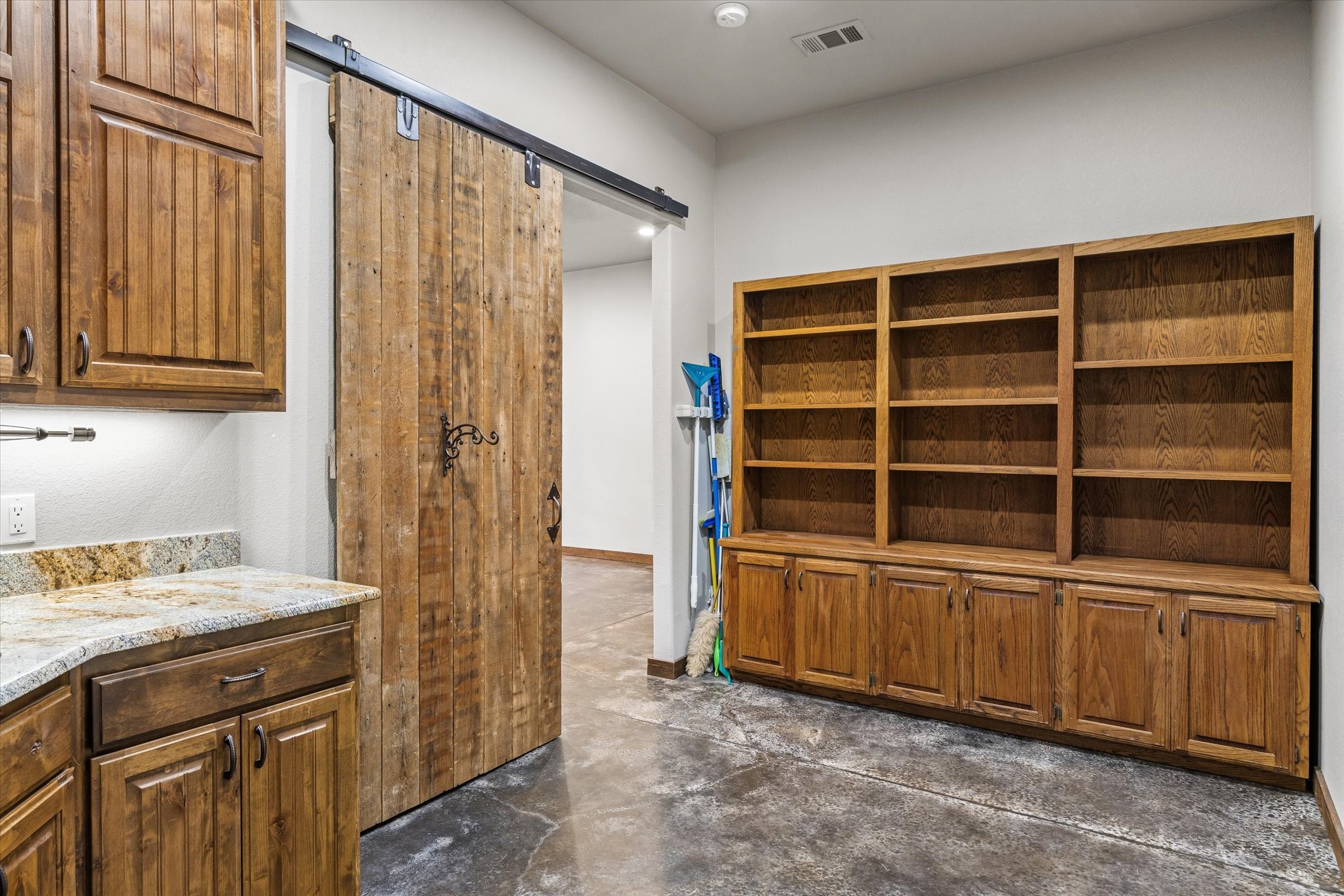 863 Vz County Road 1815 Grand Saline TX 75140