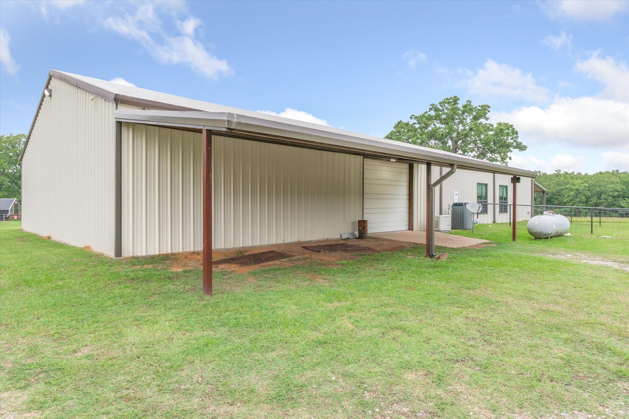 863 Vz County Road 1815 Grand Saline TX 75140