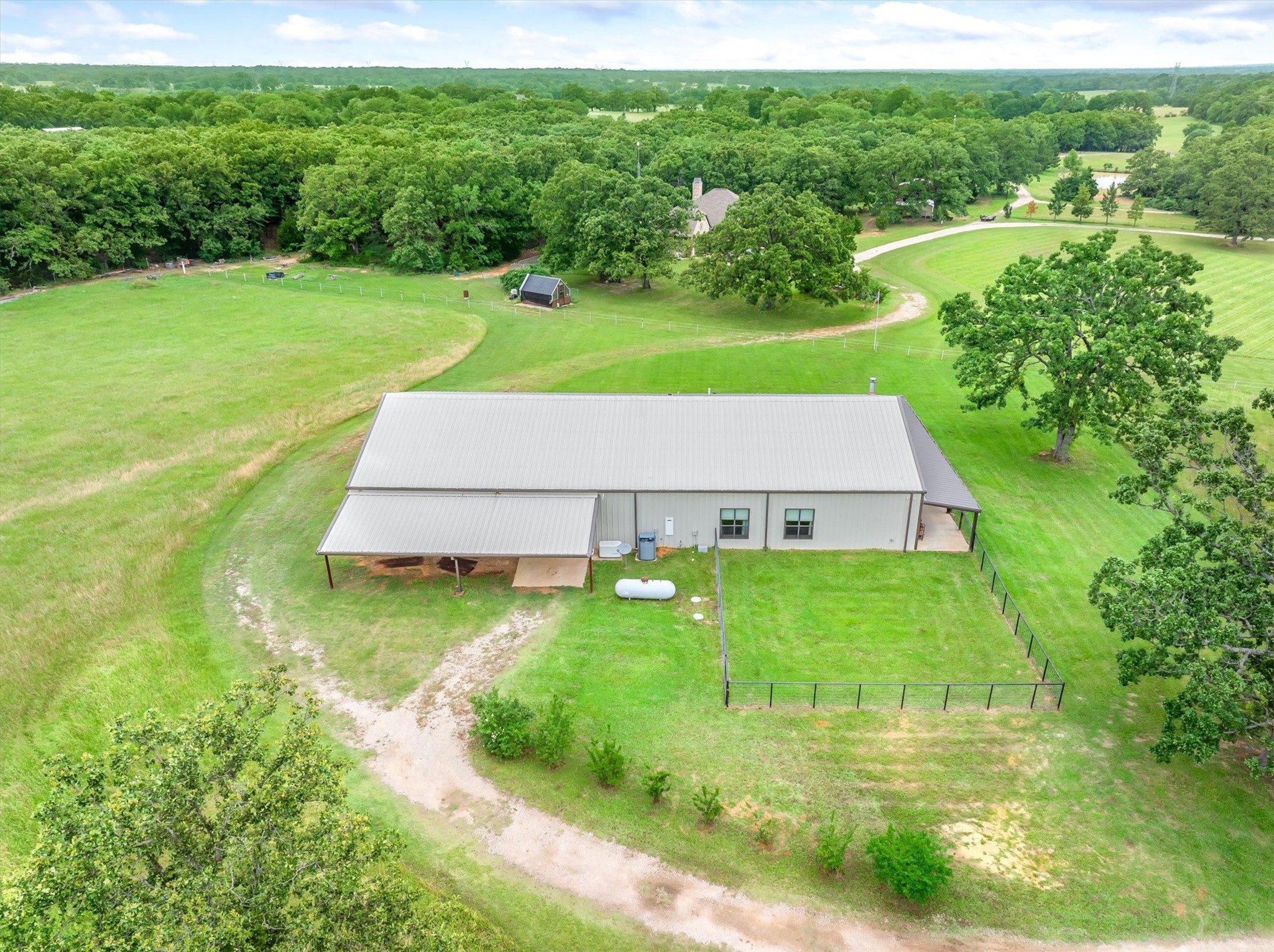 863 Vz County Road 1815 Grand Saline TX 75140