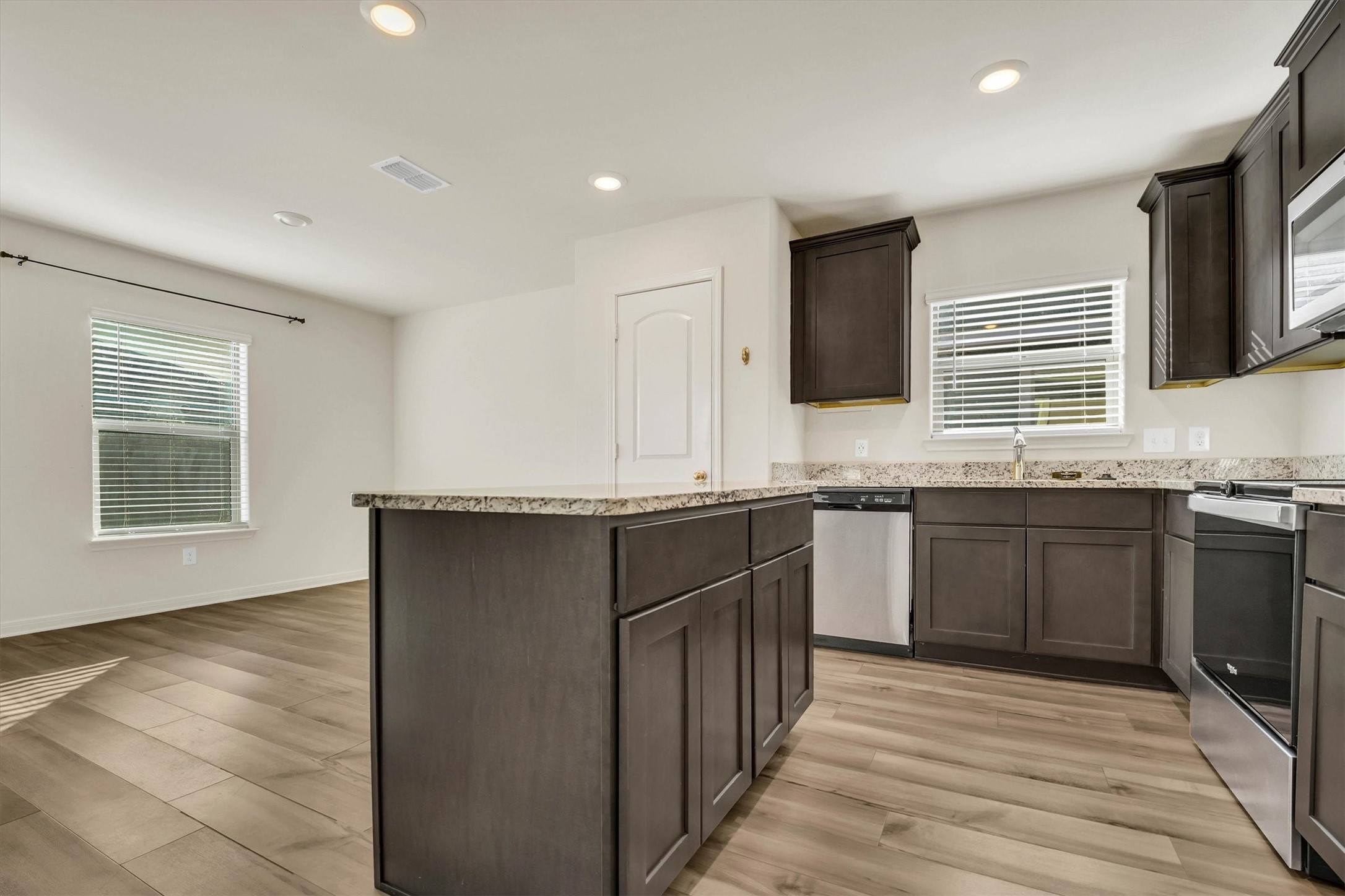 8508 Buck Mountain Pass Fort Worth TX 76179