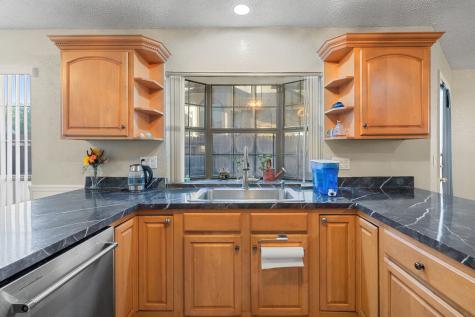 5422 Peninsula Way Garland TX 75043