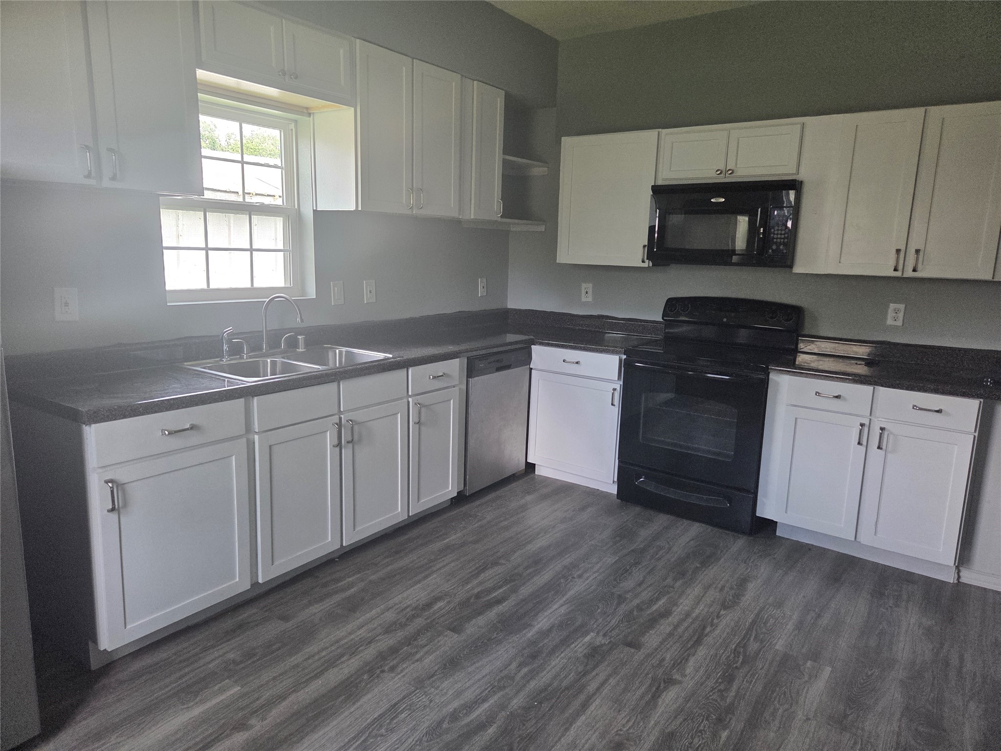 203 E Ann Street Kaufman TX 75142