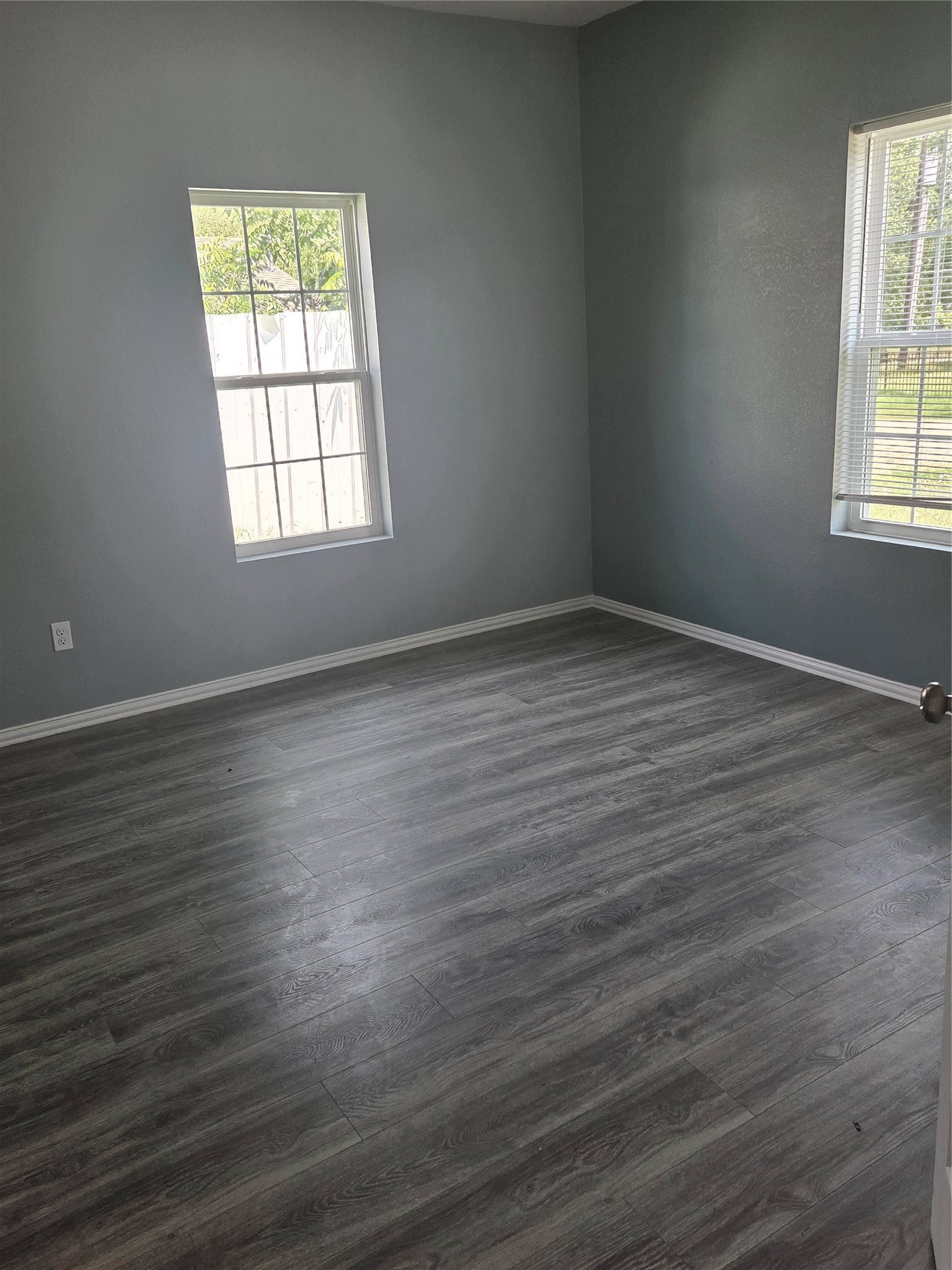 203 E Ann Street Kaufman TX 75142