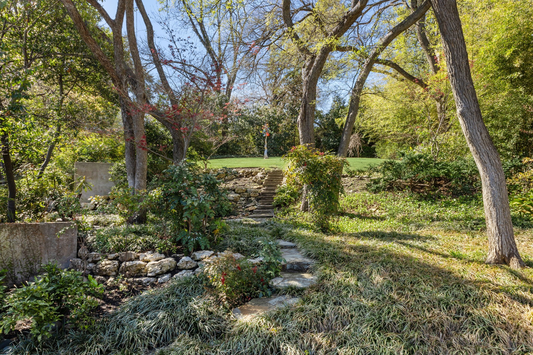 2100 Indian Creek Drive Westover Hills TX 76107