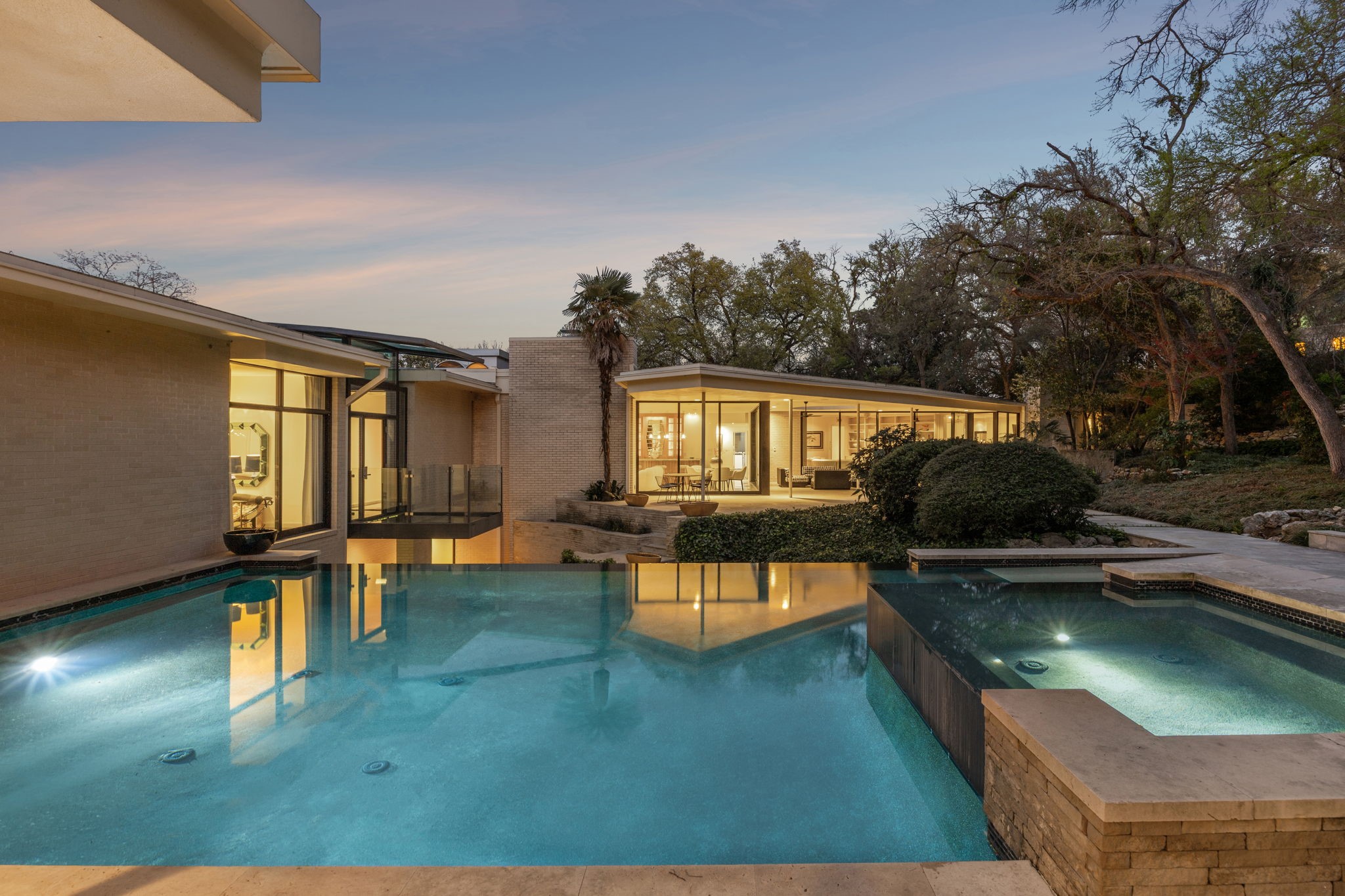2100 Indian Creek Drive Westover Hills TX 76107