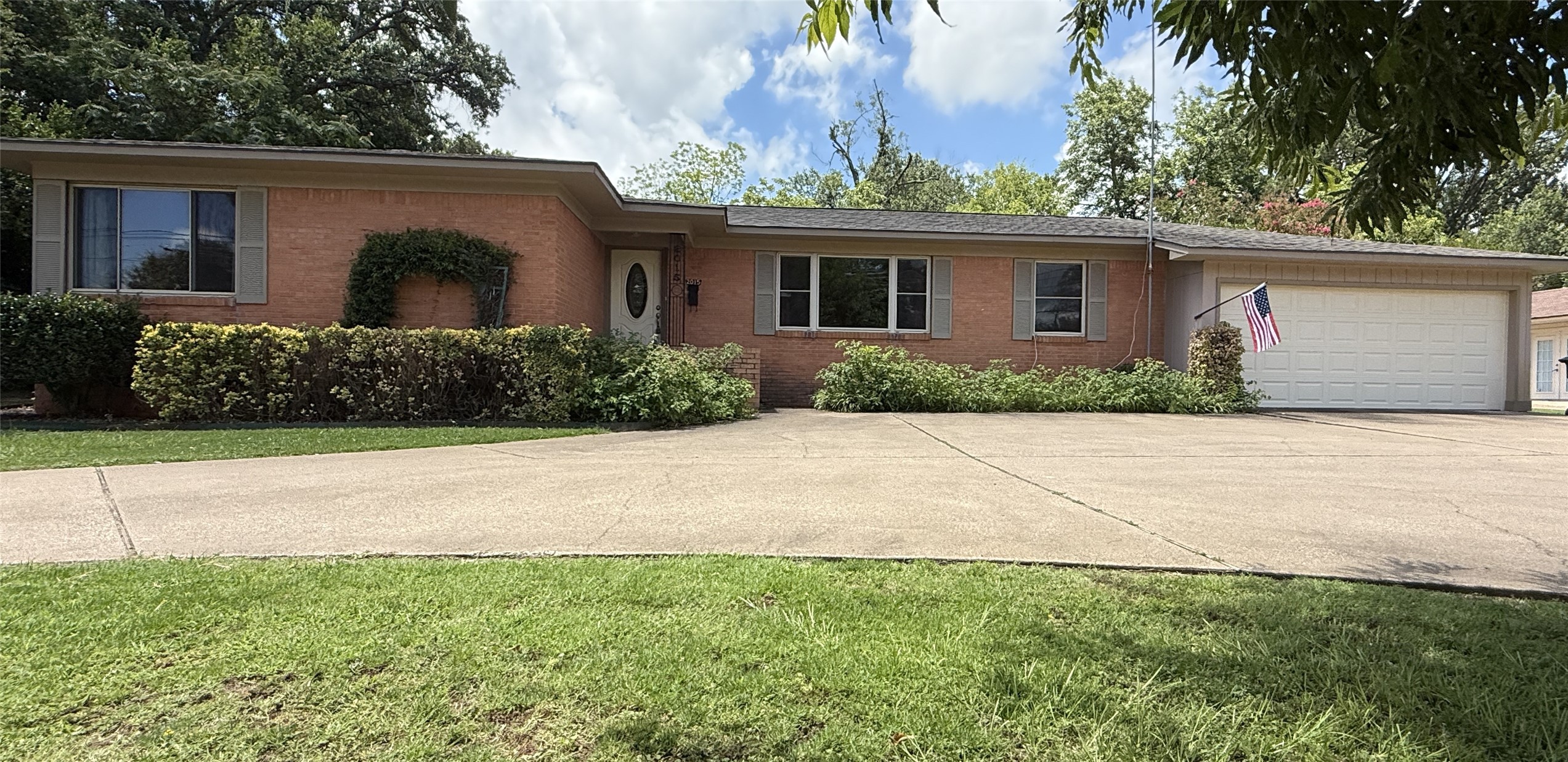 2015 E 5th Street Tyler TX 75701