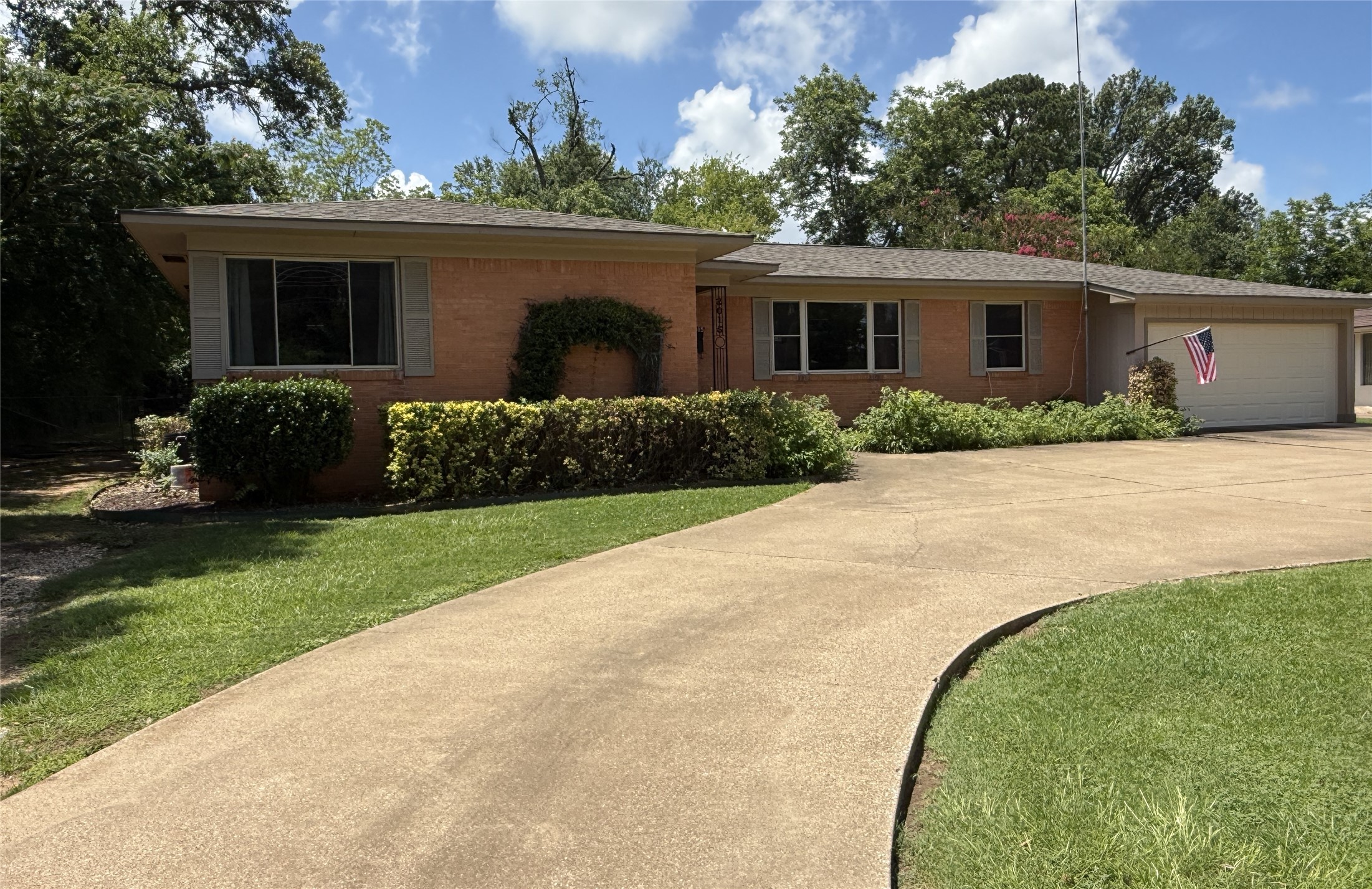 2015 E 5th Street Tyler TX 75701