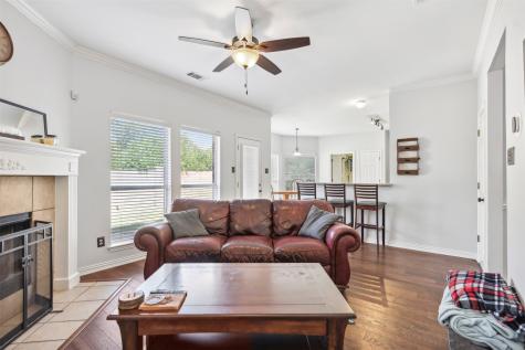 6805 Shore Breeze Court Arlington TX 76016