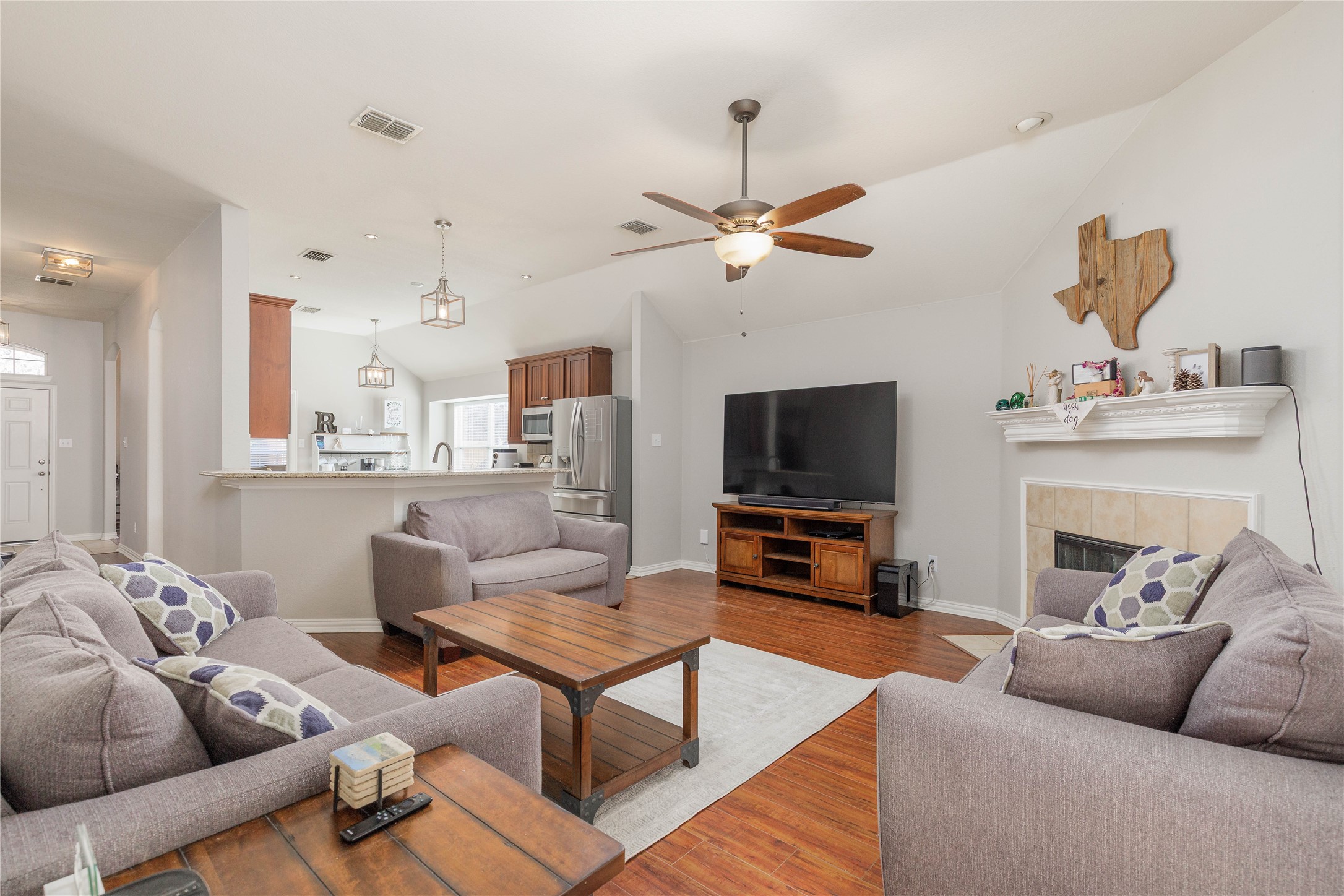 2408 Geneva Lane Mckinney TX 75072