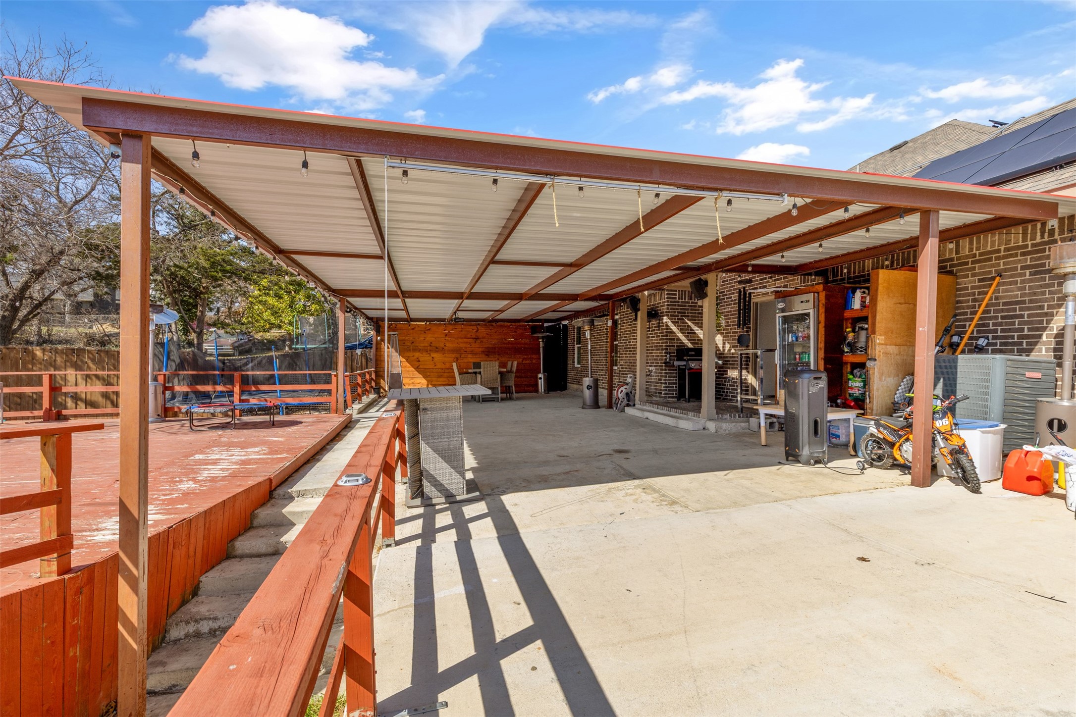 714 Oak Park Drive Dallas TX 75232