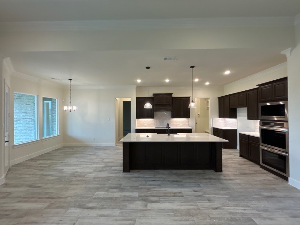 806 Valley Ridge Road Van Alstyne TX 75495
